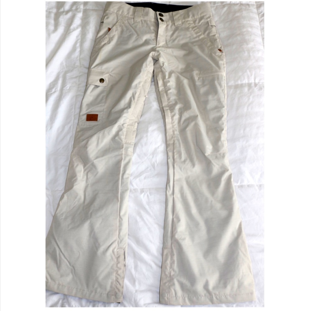 Tan snowboard/ski pants DC brand
